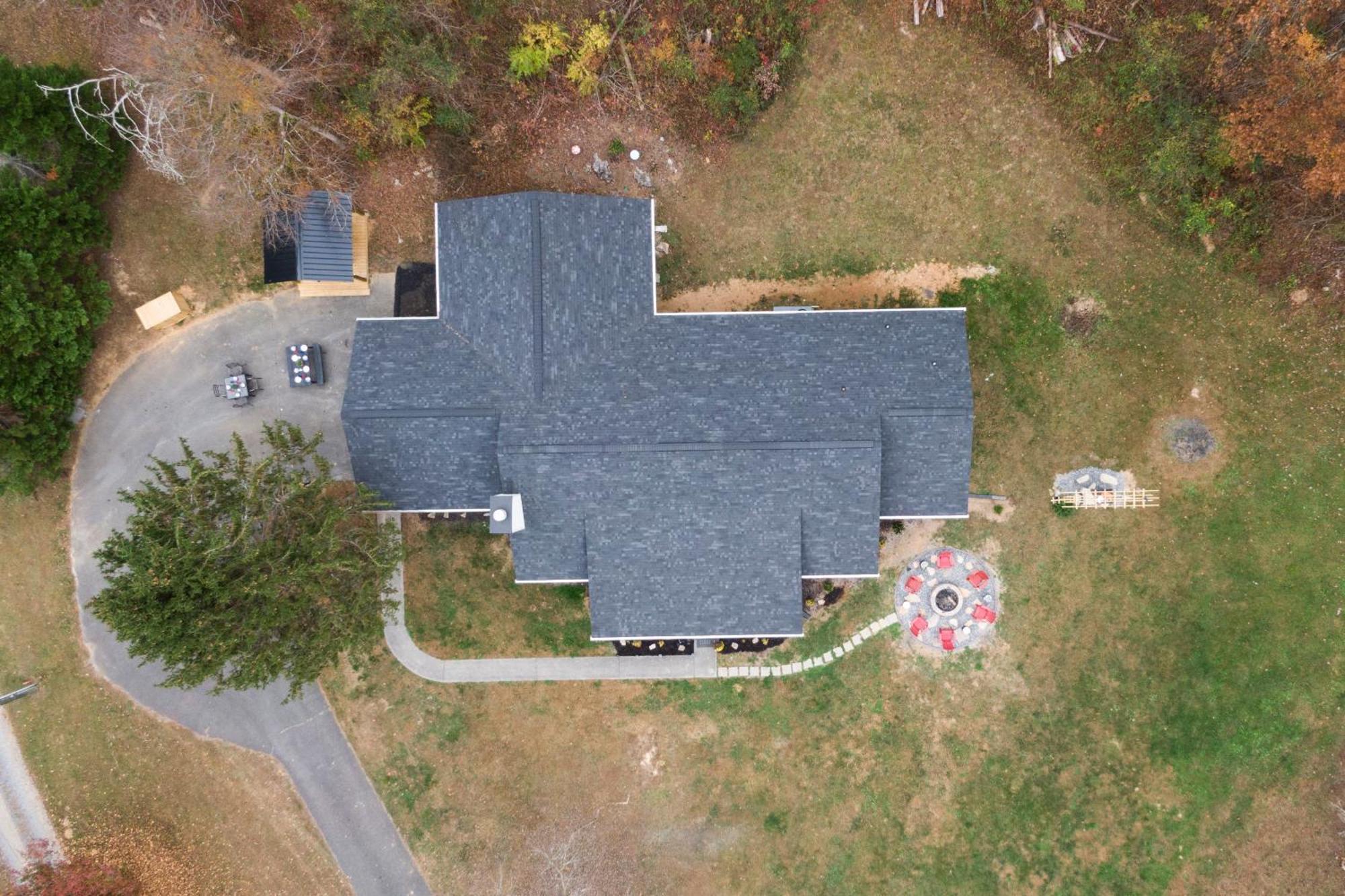 Entertainment Galore! Luxurious Property, Spectacular & Peaceful Setting, Great Location, Close To Major Attractions!! Pigeon Forge Exterior photo